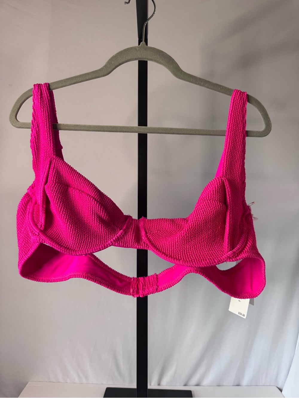 Good American Women’s Textured Underwire Bra - Hot Pink